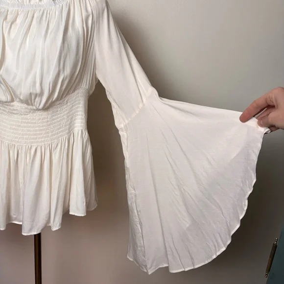 Belle Pogue White Smocked Waist Peasant Blouse Bell Sleeve Festival Top Sz 2XL - Picture 4 of 13